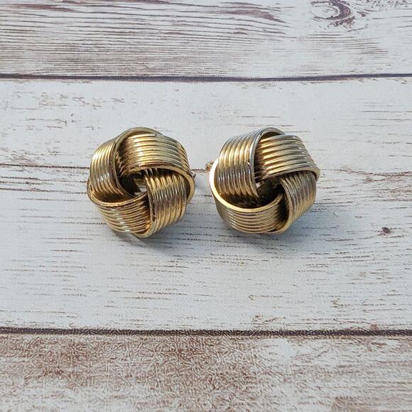 Vintage Clip On Earrings - Chunky Gold Tone Knot Design - Picture 12 of 12